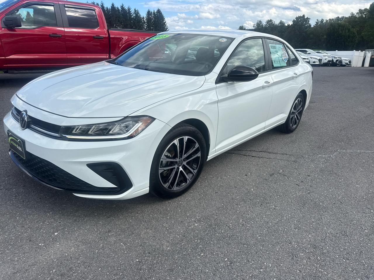 Volkswagen Jetta Sport Auto 2025