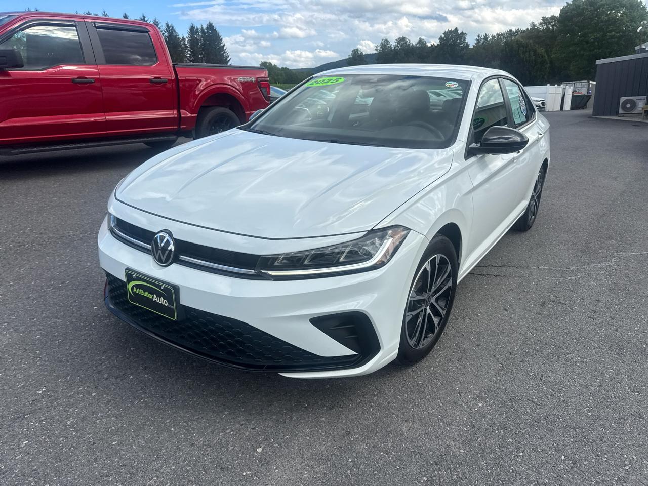 Volkswagen Jetta Sport Auto 2025