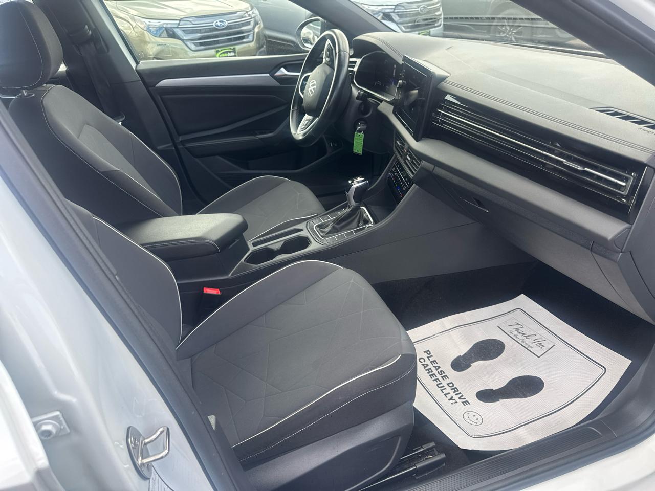 Volkswagen Jetta Sport Auto 2025