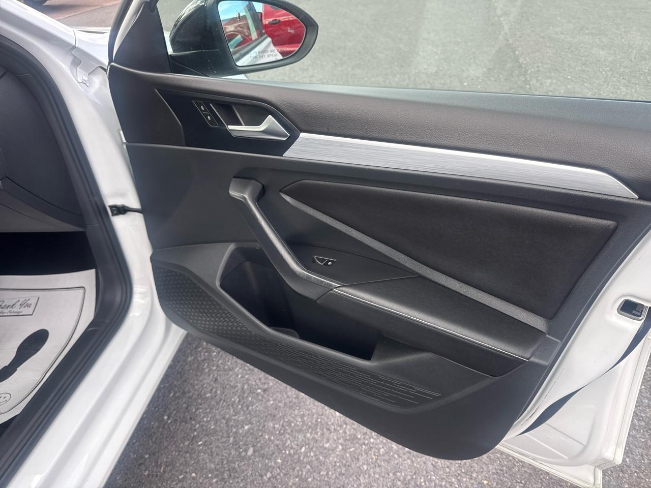 Volkswagen Jetta Sport Auto 2025