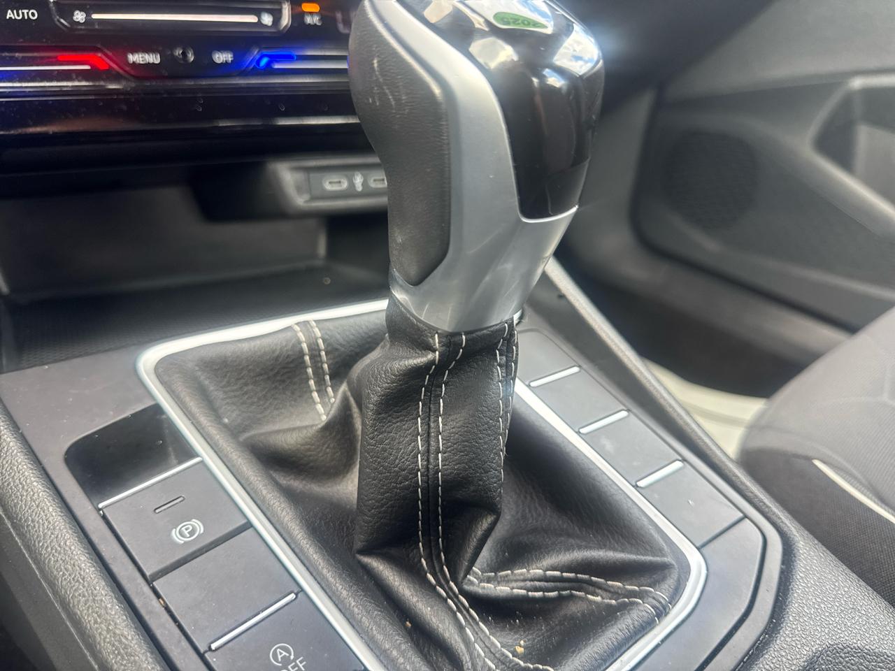 Volkswagen Jetta Sport Auto 2025