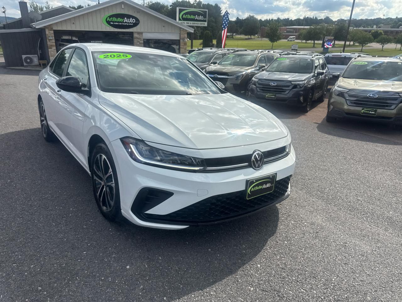 Volkswagen Jetta Sport Auto 2025