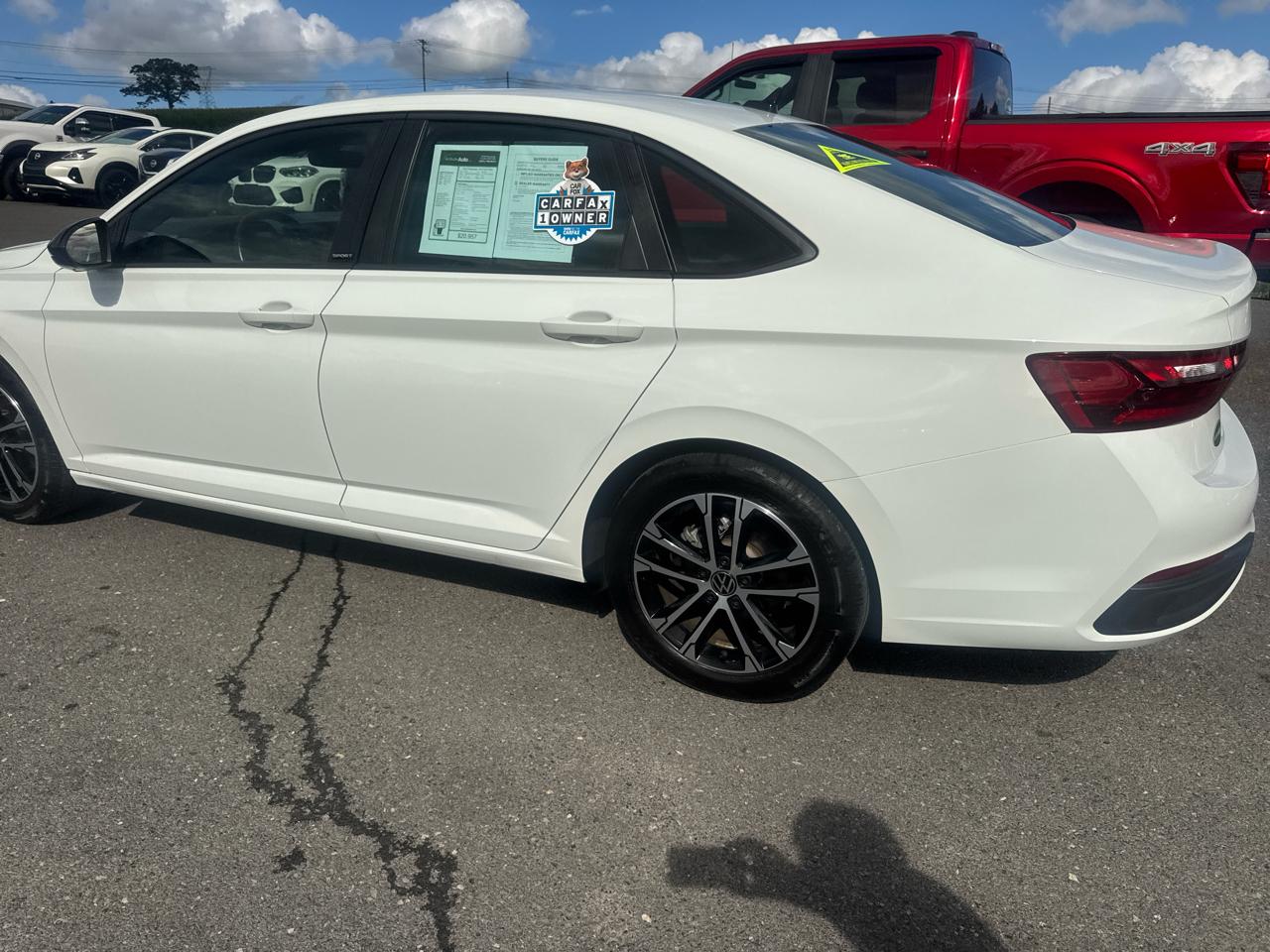 Volkswagen Jetta Sport Auto 2025