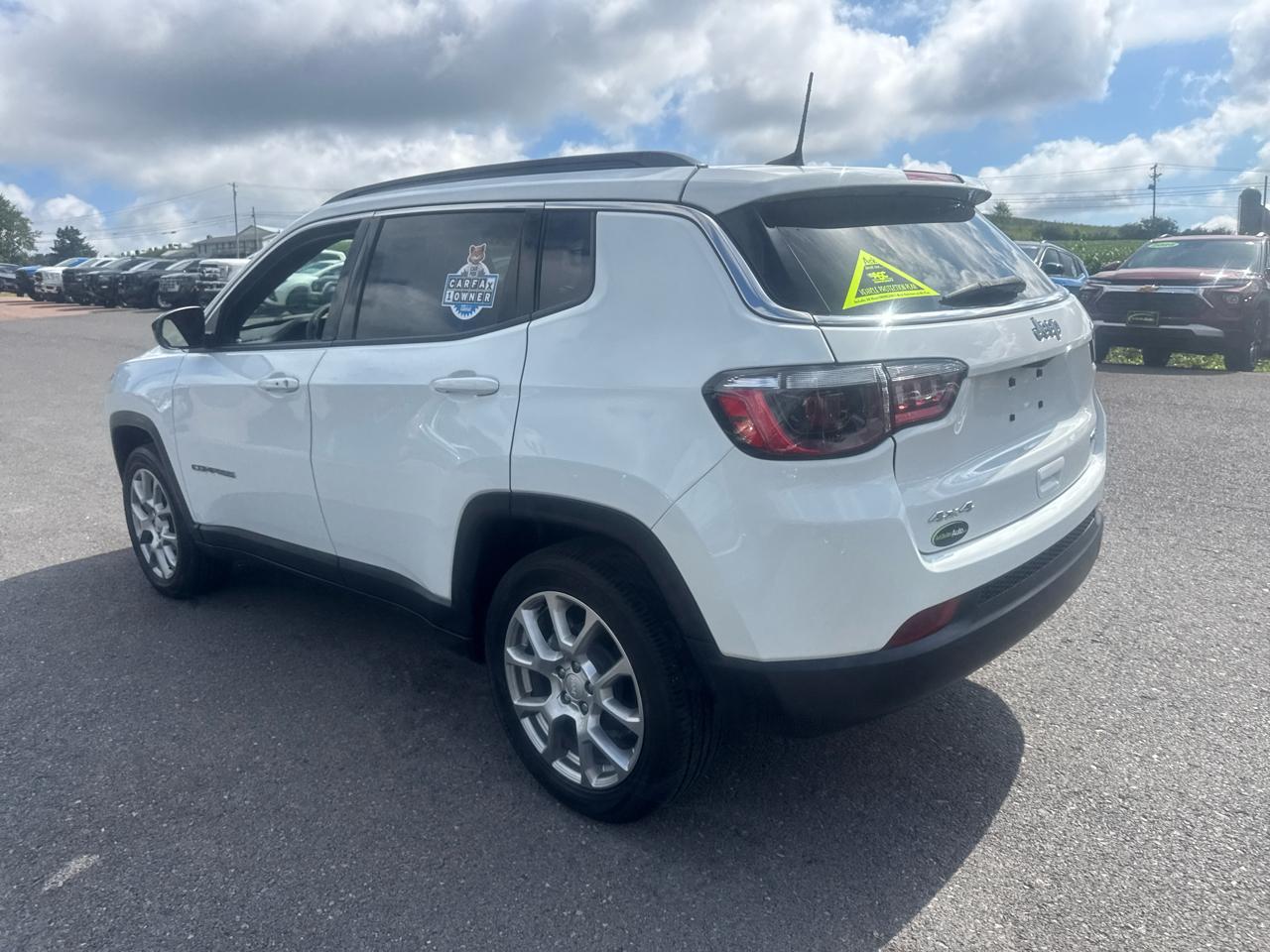 Jeep Compass Latitude Lux 4x4 2023