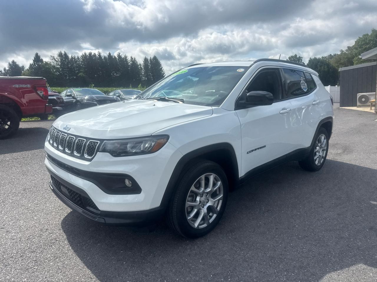 Jeep Compass Latitude Lux 4x4 2023