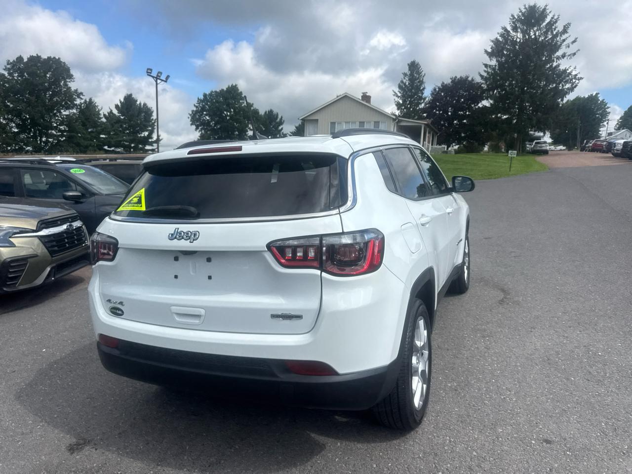 Jeep Compass Latitude Lux 4x4 2023