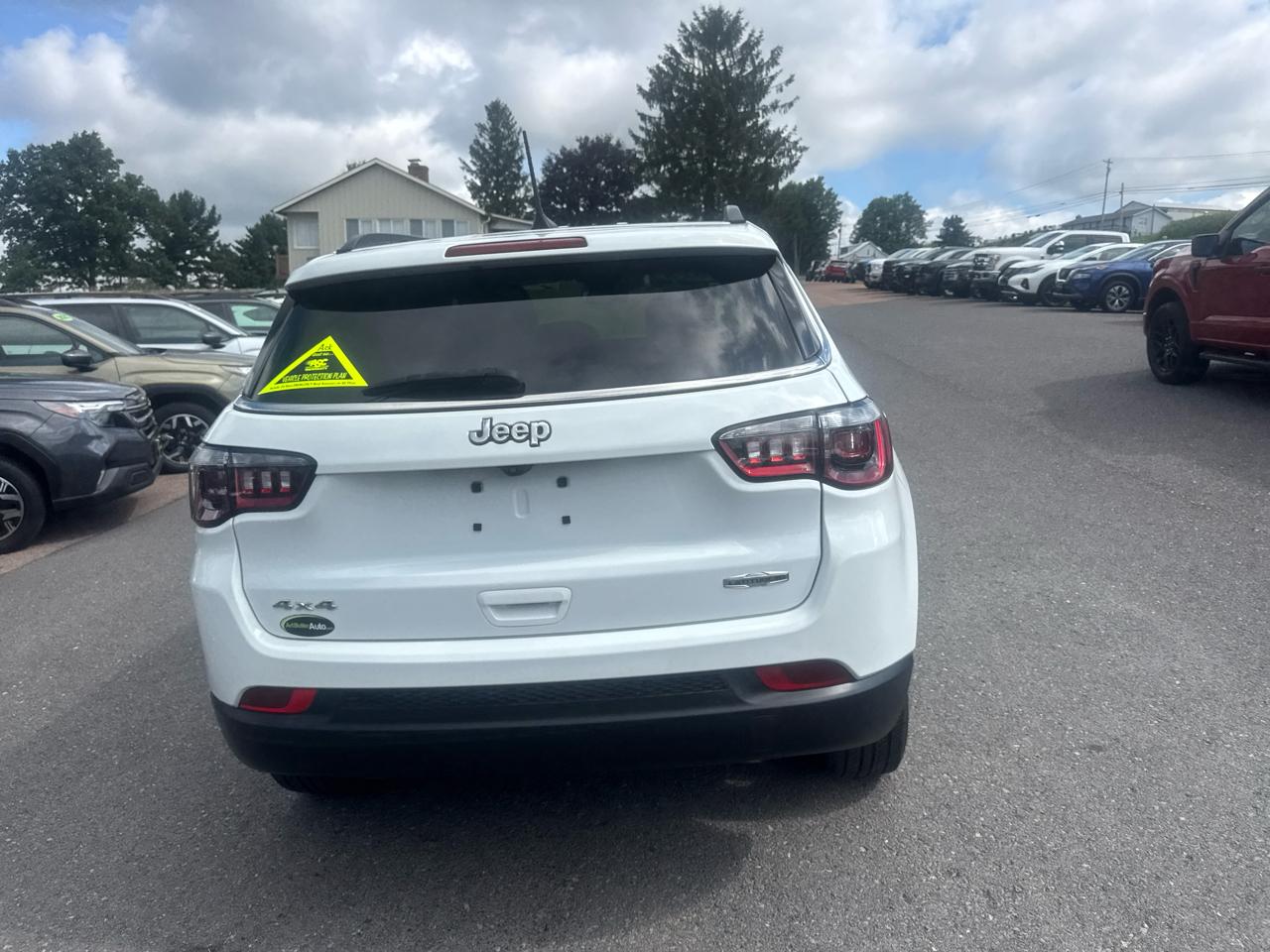 Jeep Compass Latitude Lux 4x4 2023