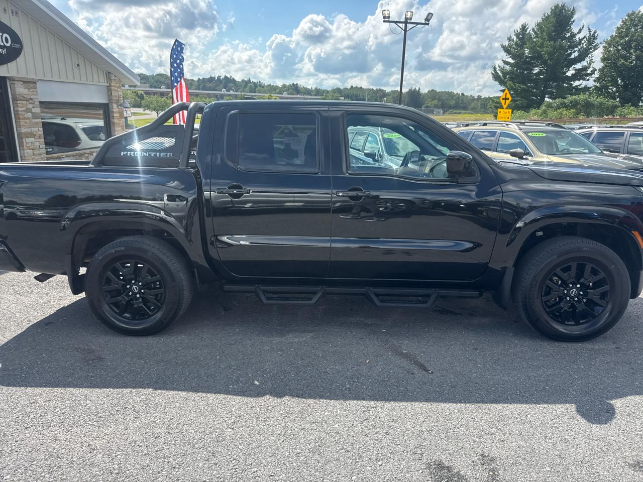 Nissan Frontier  2023