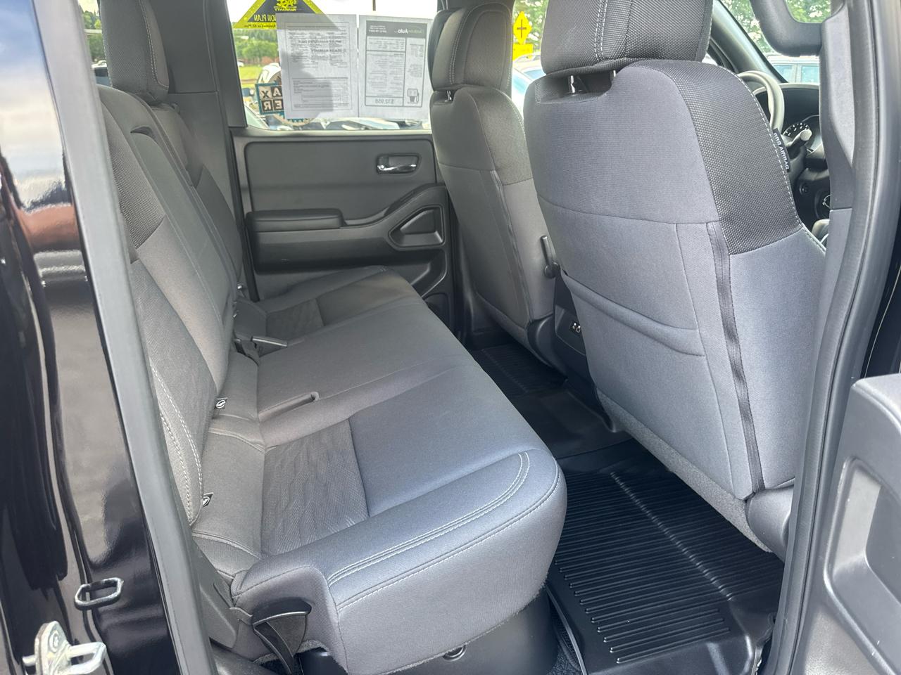 Nissan Frontier  2023