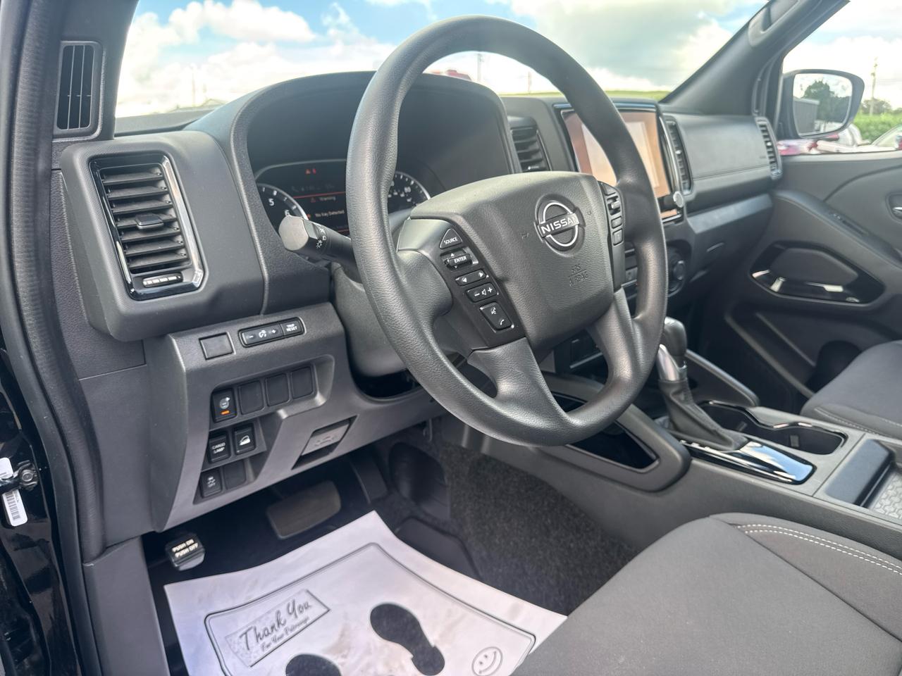Nissan Frontier  2023