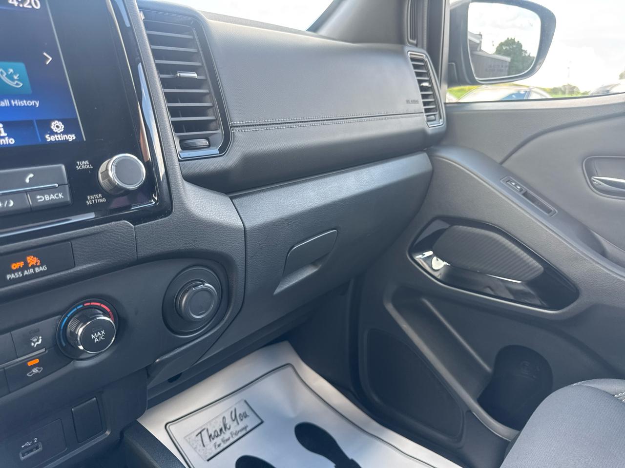 Nissan Frontier  2023