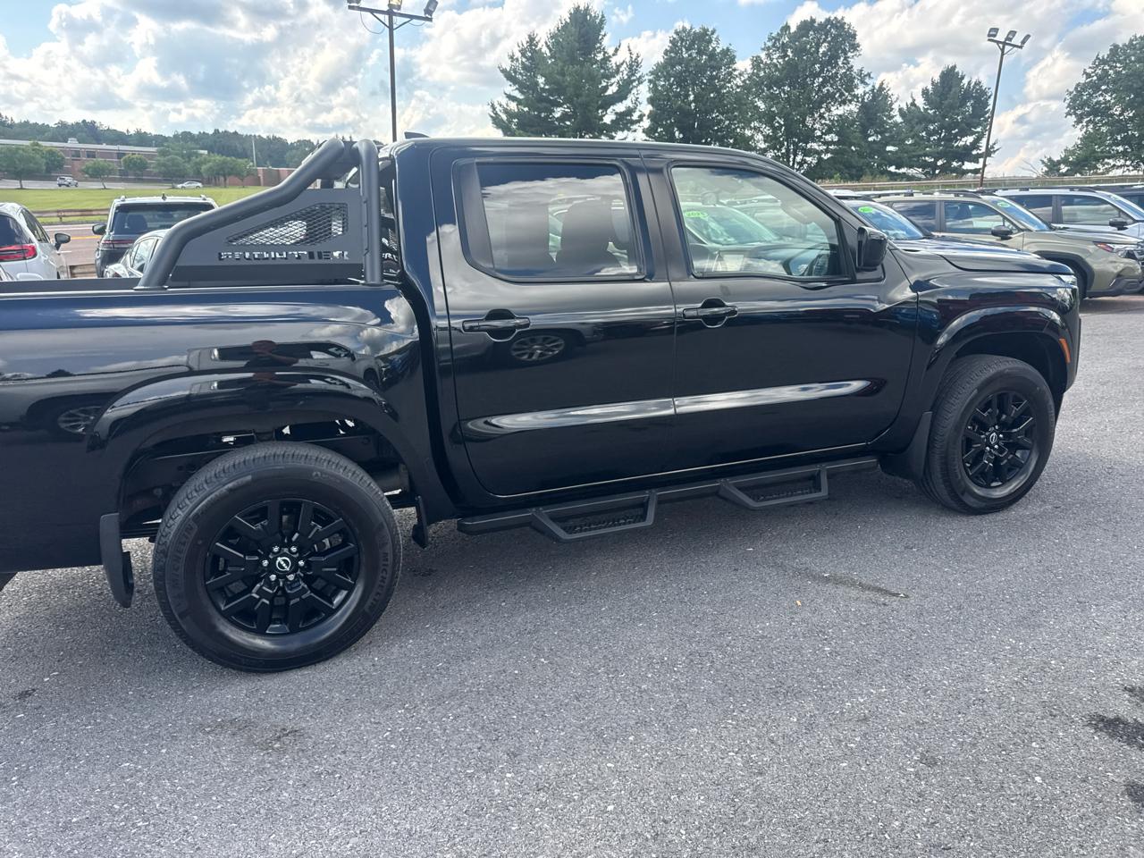 Nissan Frontier  2023