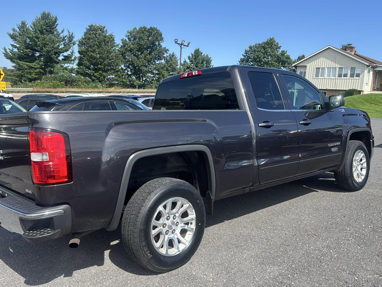 GMC Sierra 1500 4WD Double Cab 143.5" SLE 2016