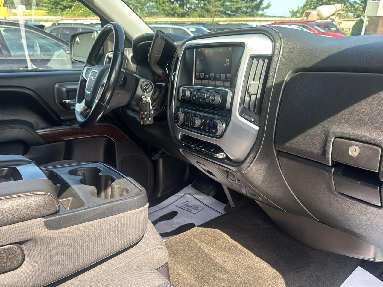 GMC Sierra 1500 4WD Double Cab 143.5" SLE 2016