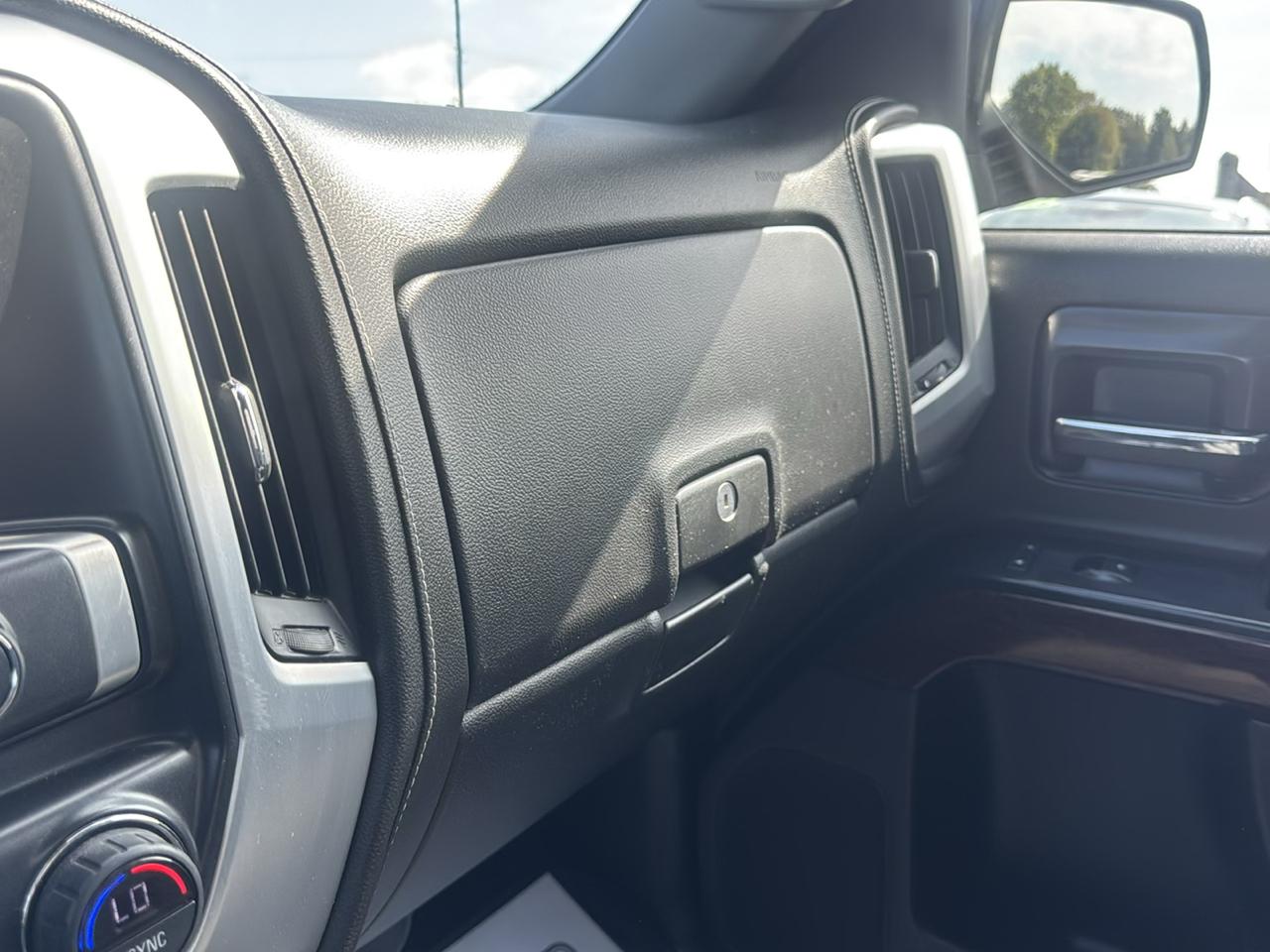 GMC Sierra 1500 4WD Double Cab 143.5" SLE 2016