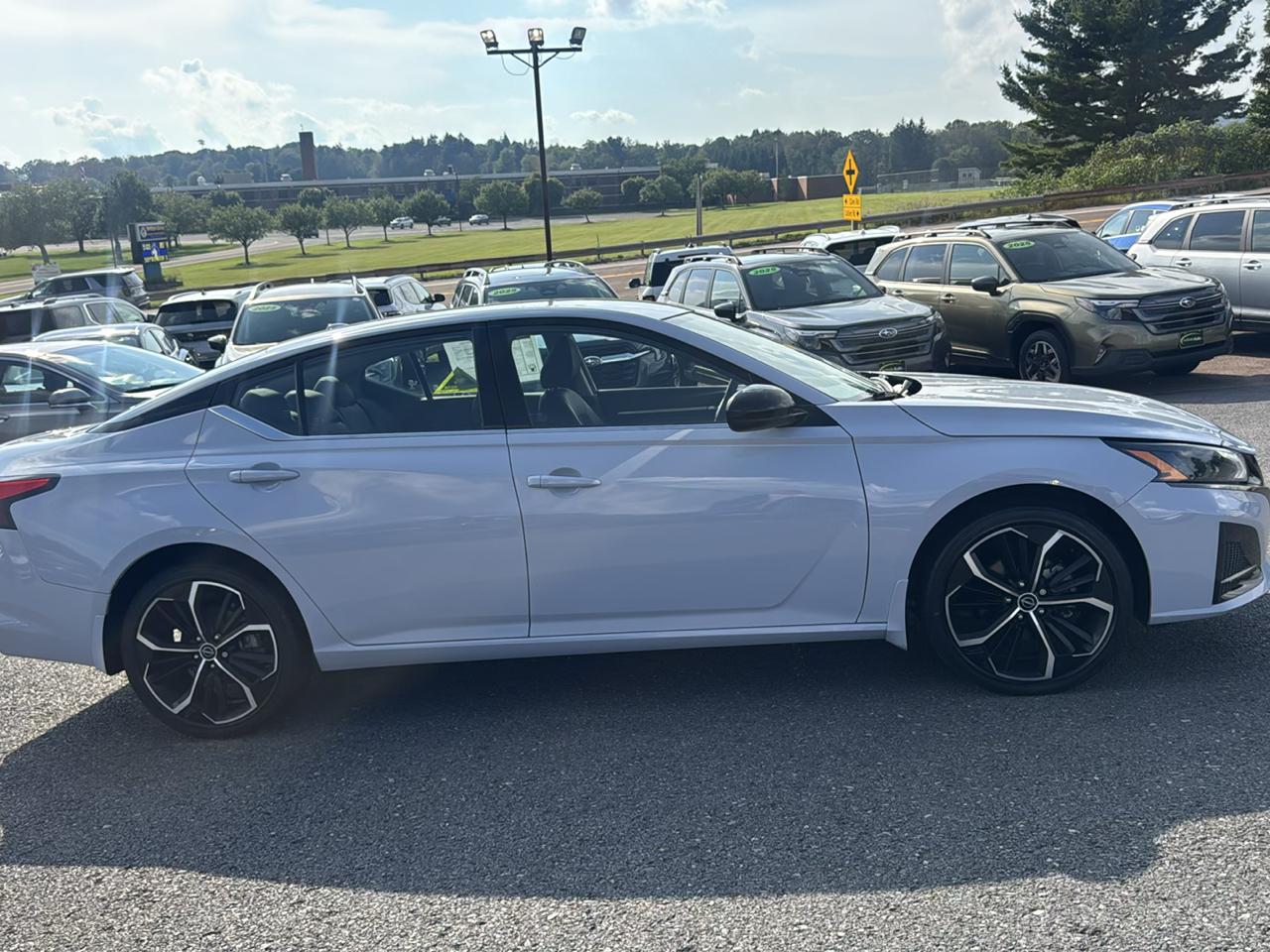 Nissan Altima 2.5 SR AWD Sedan 2023