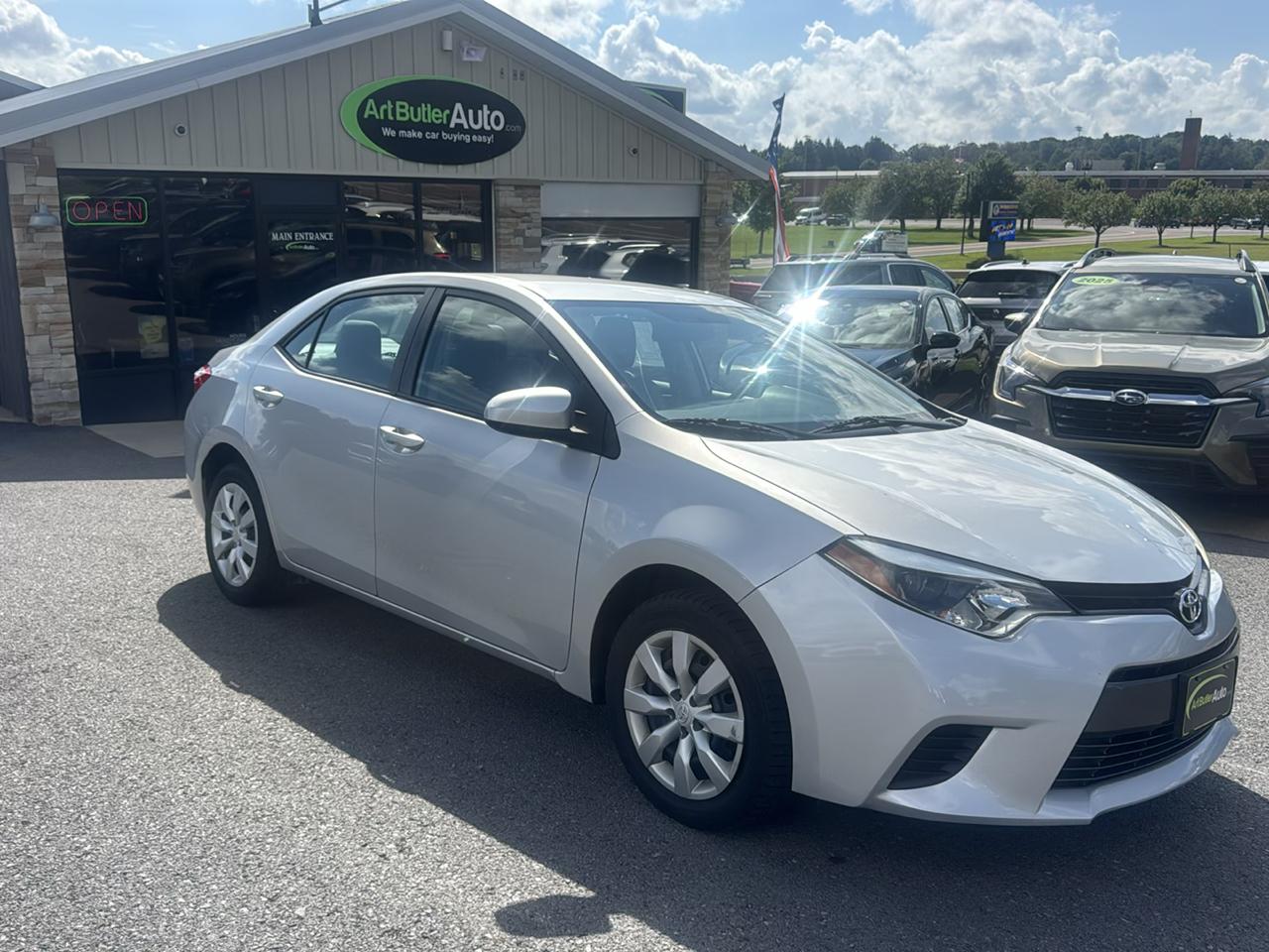 Toyota Corolla 4dr Sdn CVT LE Premium (Natl) 2014