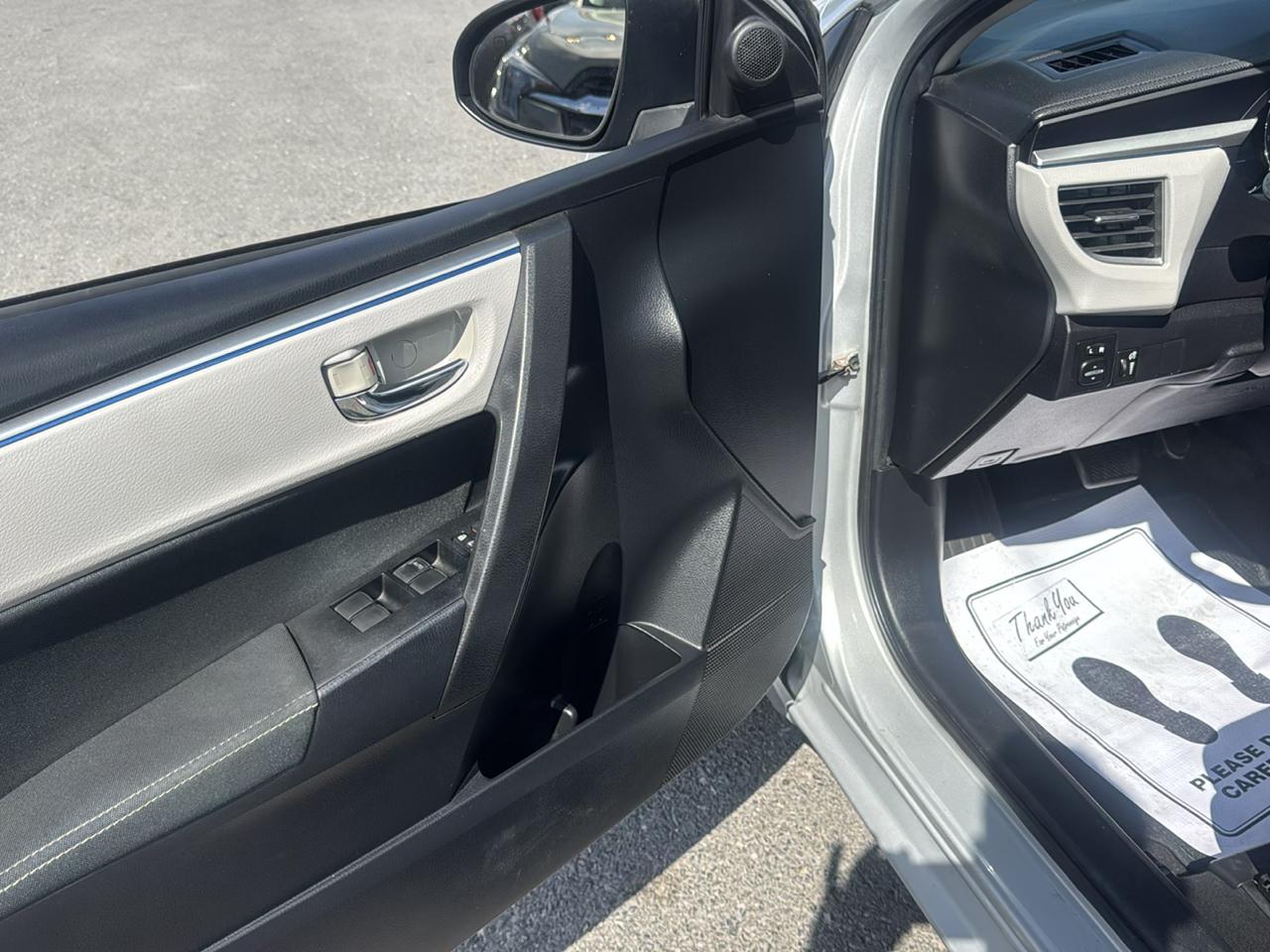 Toyota Corolla 4dr Sdn CVT LE Premium (Natl) 2014