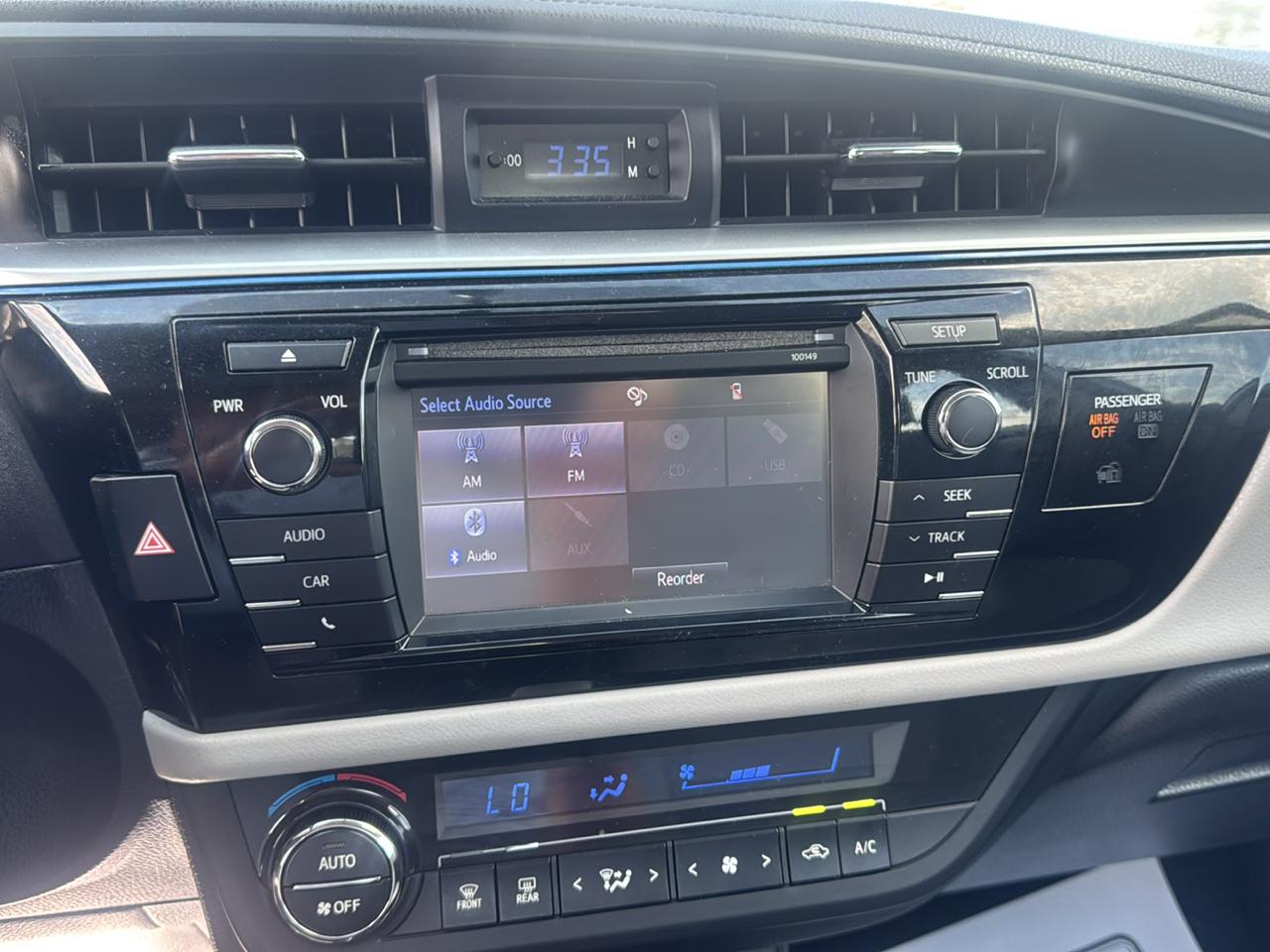 Toyota Corolla 4dr Sdn CVT LE Premium (Natl) 2014