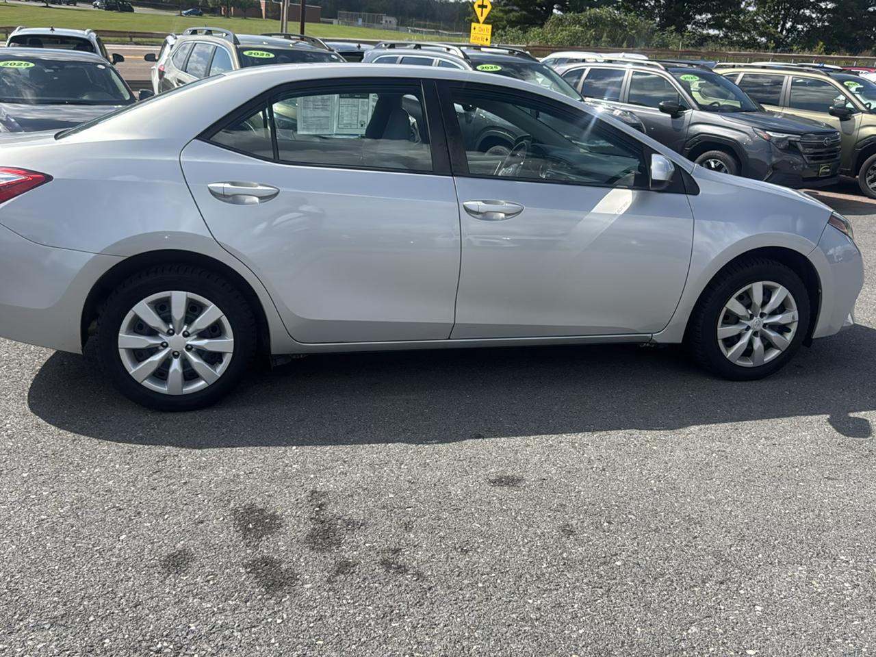 Toyota Corolla 4dr Sdn CVT LE Premium (Natl) 2014