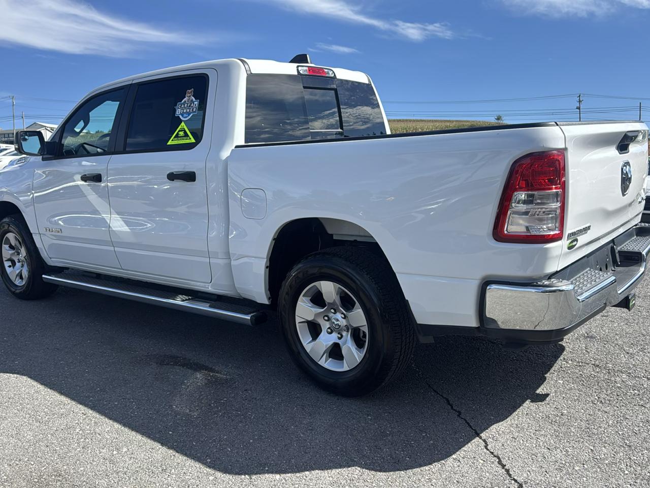 RAM 1500 Big Horn 4x4 Crew Cab 5'7" Box 2023