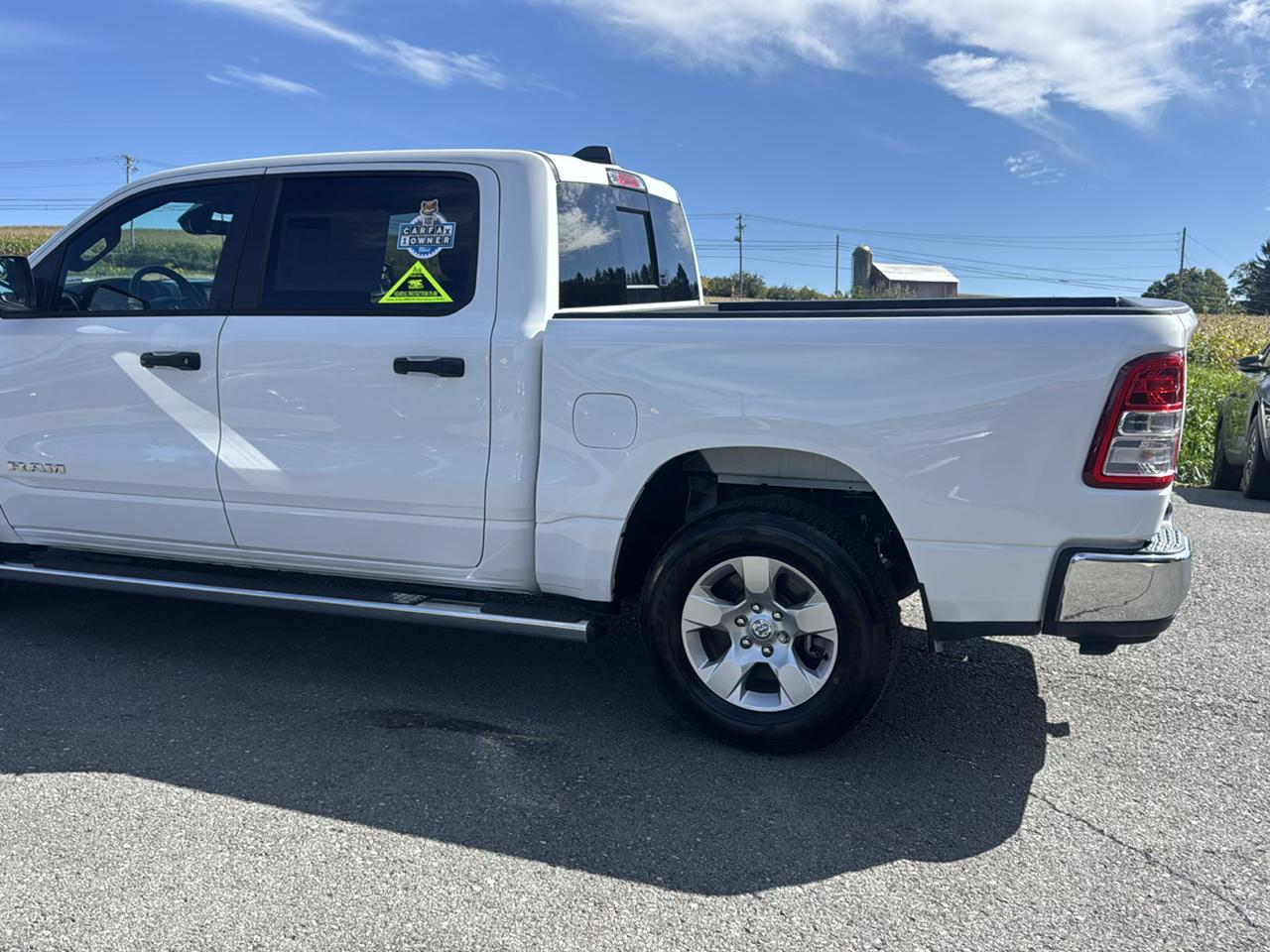 RAM 1500 Big Horn 4x4 Crew Cab 5'7" Box 2023