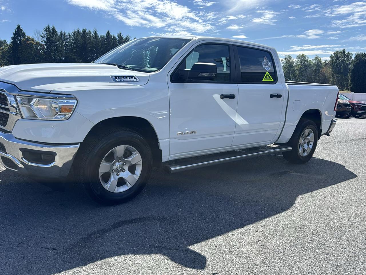 RAM 1500 Big Horn 4x4 Crew Cab 5'7" Box 2023