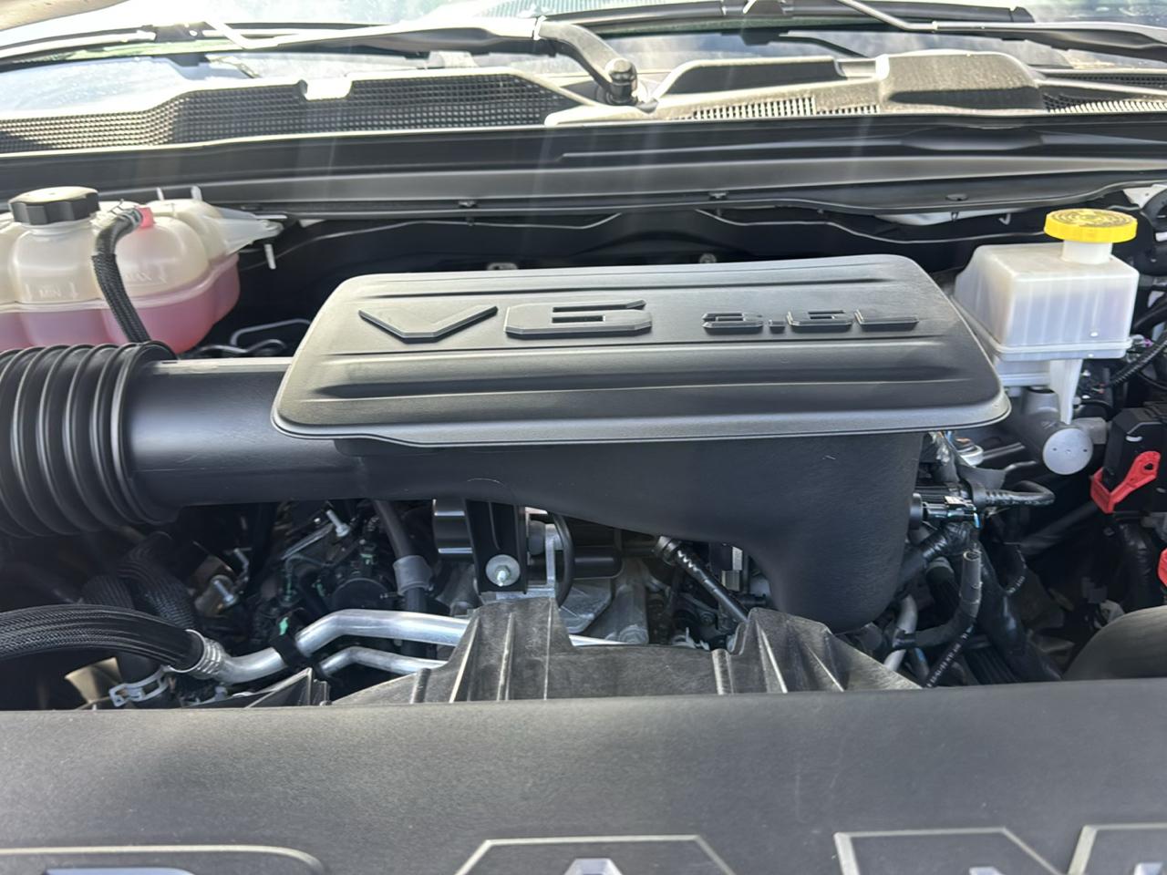 RAM 1500 Big Horn 4x4 Crew Cab 5'7" Box 2023