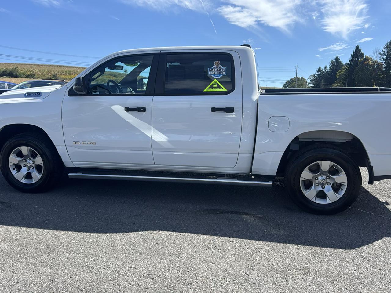 RAM 1500 Big Horn 4x4 Crew Cab 5'7" Box 2023