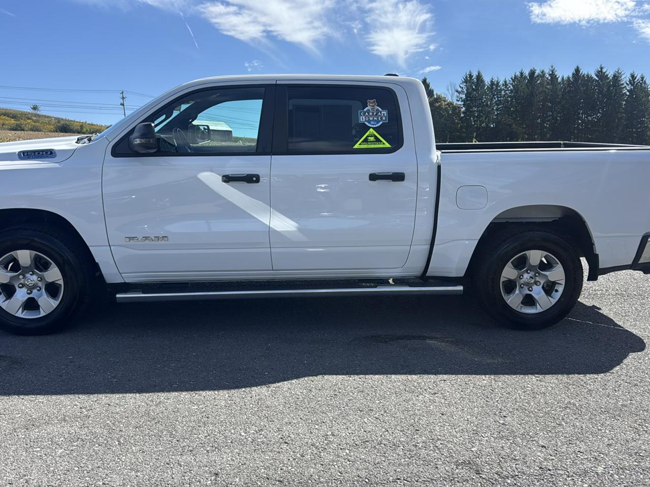 RAM 1500 Big Horn 4x4 Crew Cab 5'7" Box 2023