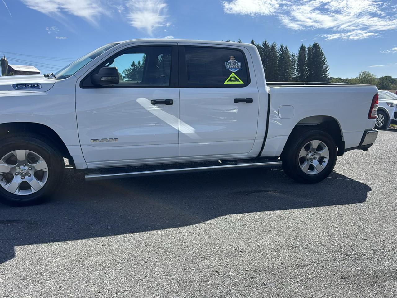 RAM 1500 Big Horn 4x4 Crew Cab 5'7" Box 2023