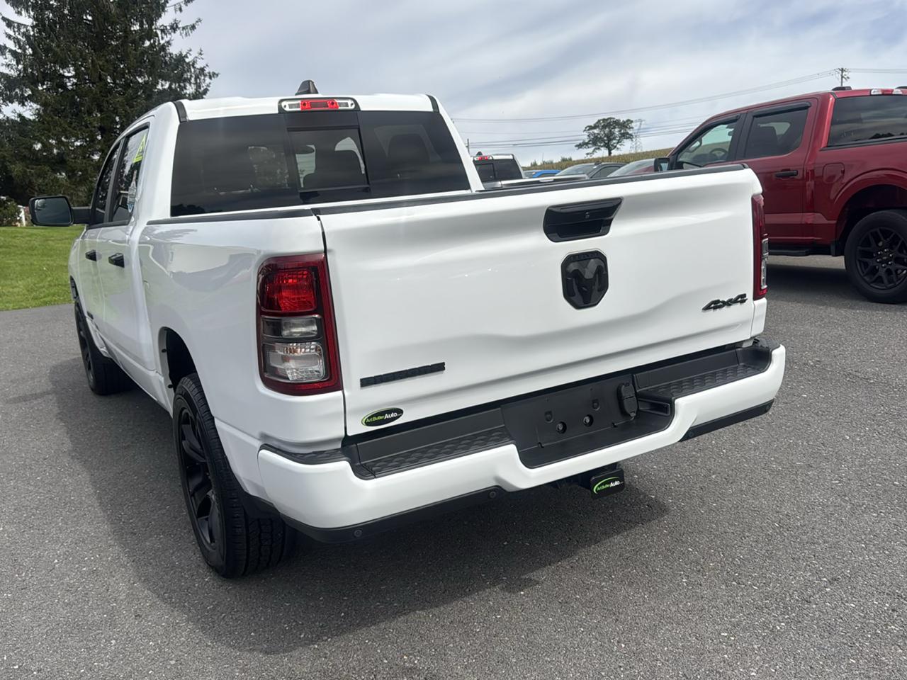 RAM 1500 Big Horn 4x4 Crew Cab 5'7" Box 2023