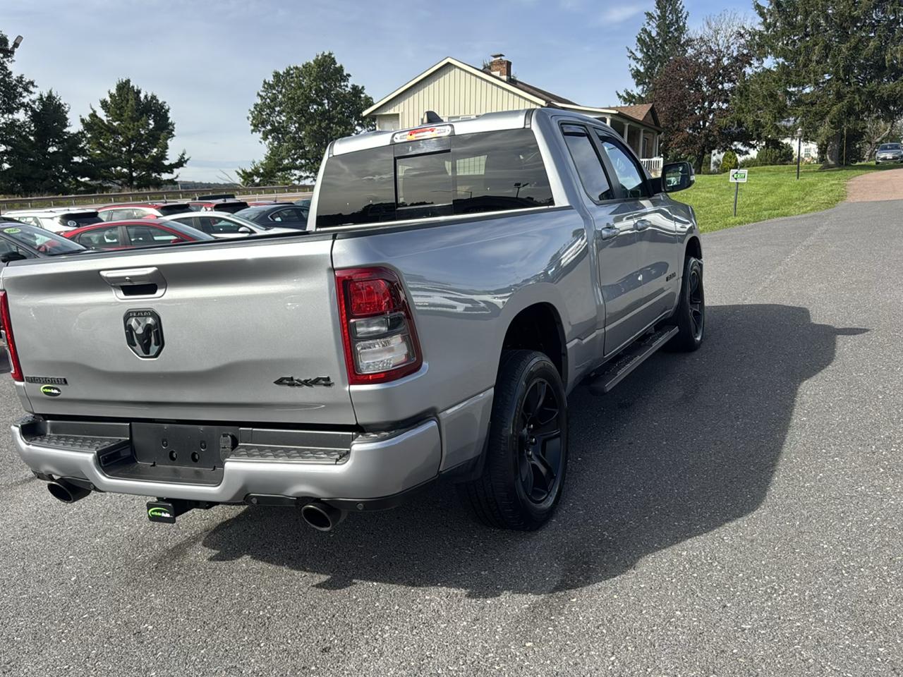 RAM 1500 Big Horn 4x4 Quad Cab 6'4" Box 2022