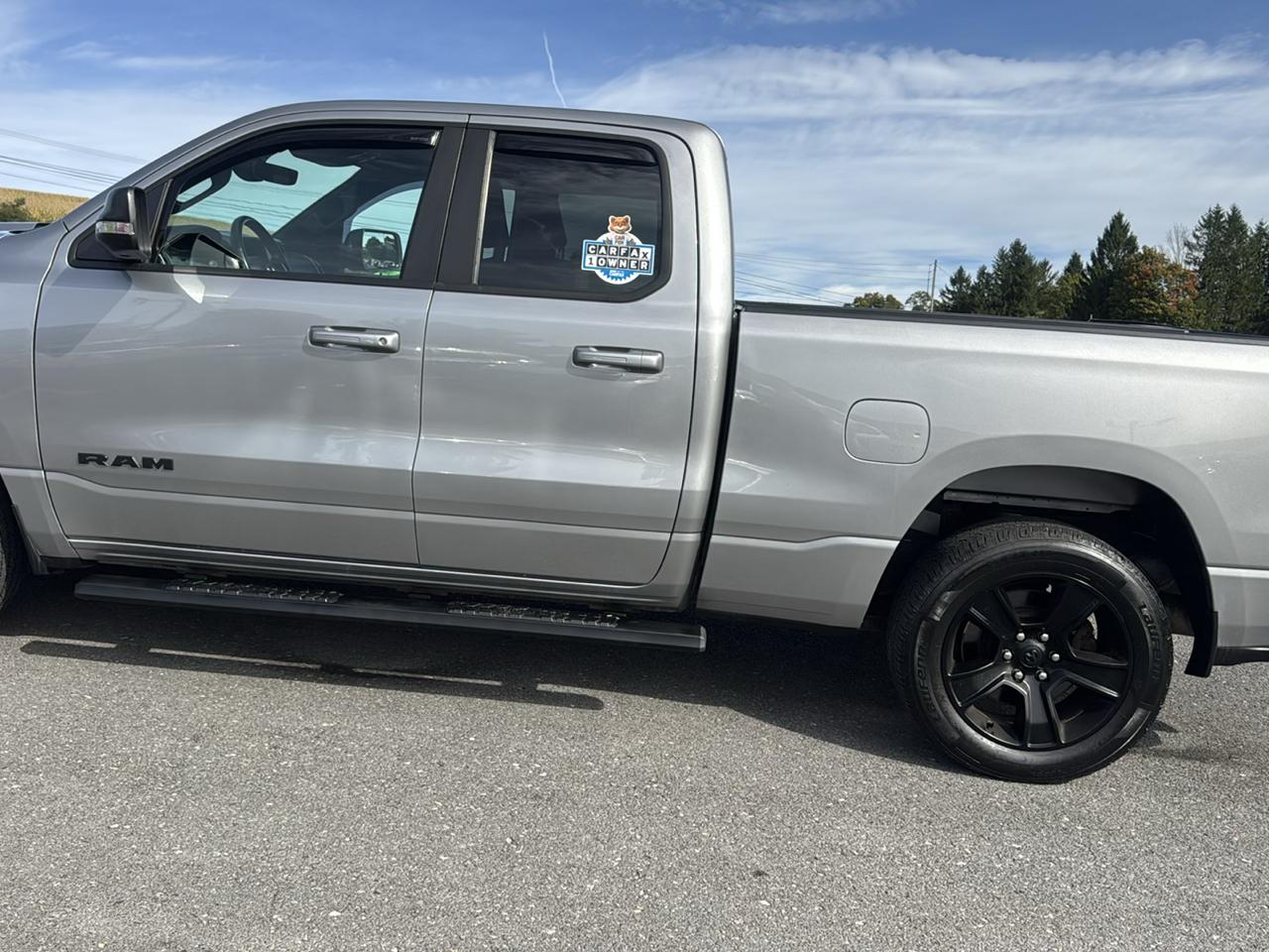 RAM 1500 Big Horn 4x4 Quad Cab 6'4" Box 2022