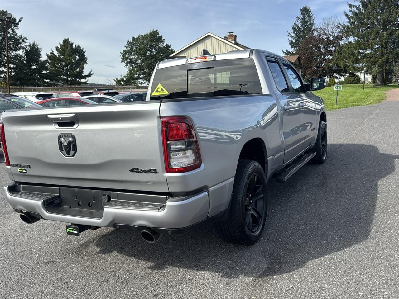 RAM 1500 Big Horn 4x4 Quad Cab 6'4" Box 2022