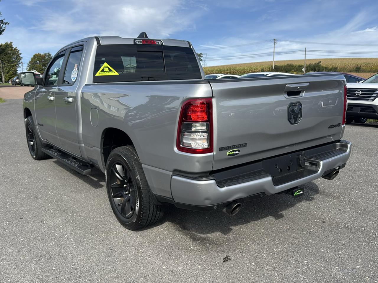 RAM 1500 Big Horn 4x4 Quad Cab 6'4" Box 2022