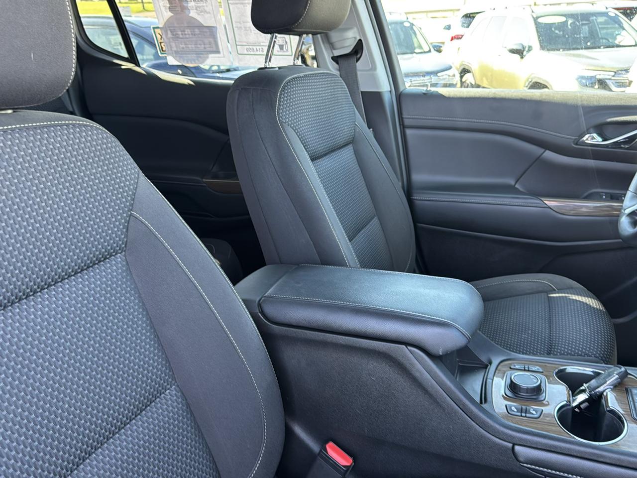 GMC Acadia  2022