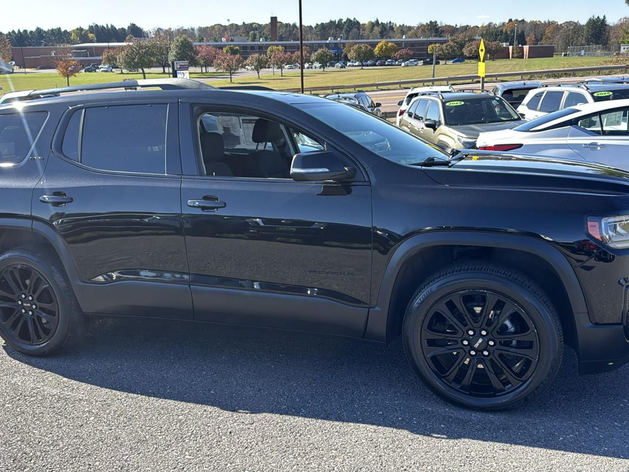 GMC Acadia  2022