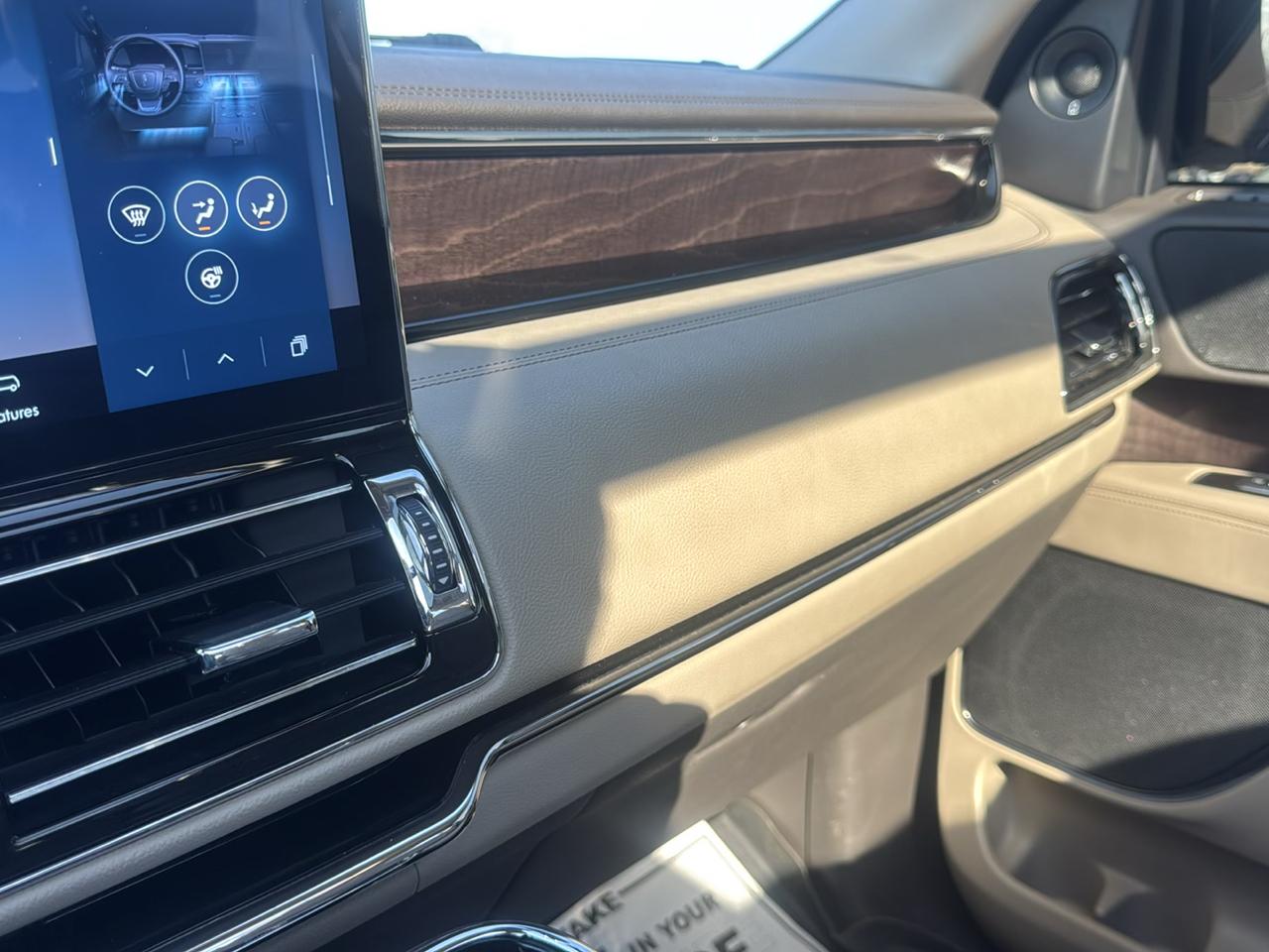 Lincoln Navigator Premiere 4x4 2024