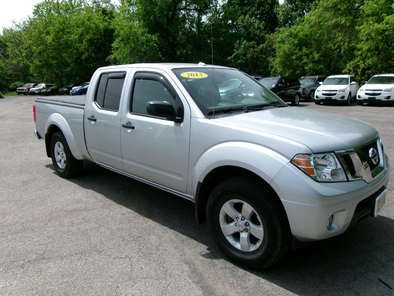 Nissan Frontier 4WD Crew Cab LWB Auto SV 2013
