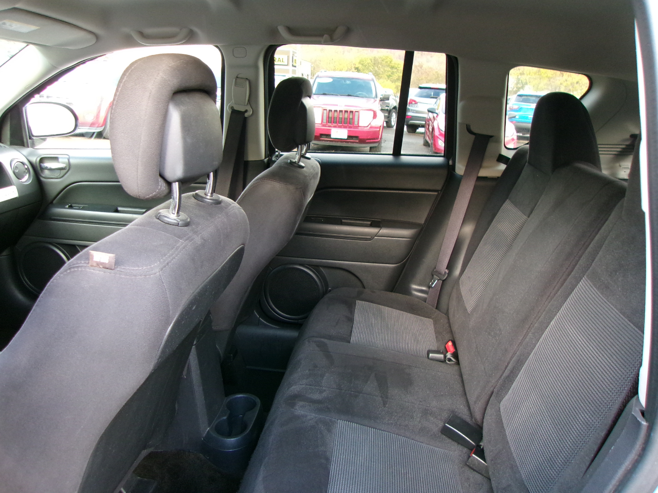 Jeep Compass Sport 4D SUV 4WD 2016 Jeep Compass Sport 4D SUV 4WD 2016