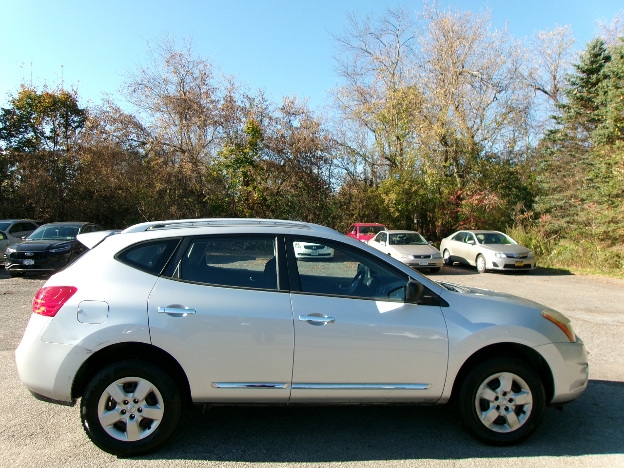 Nissan Rogue Select S 4D SUV AWD 2015 Nissan Rogue Select S 4D SUV AWD 2015