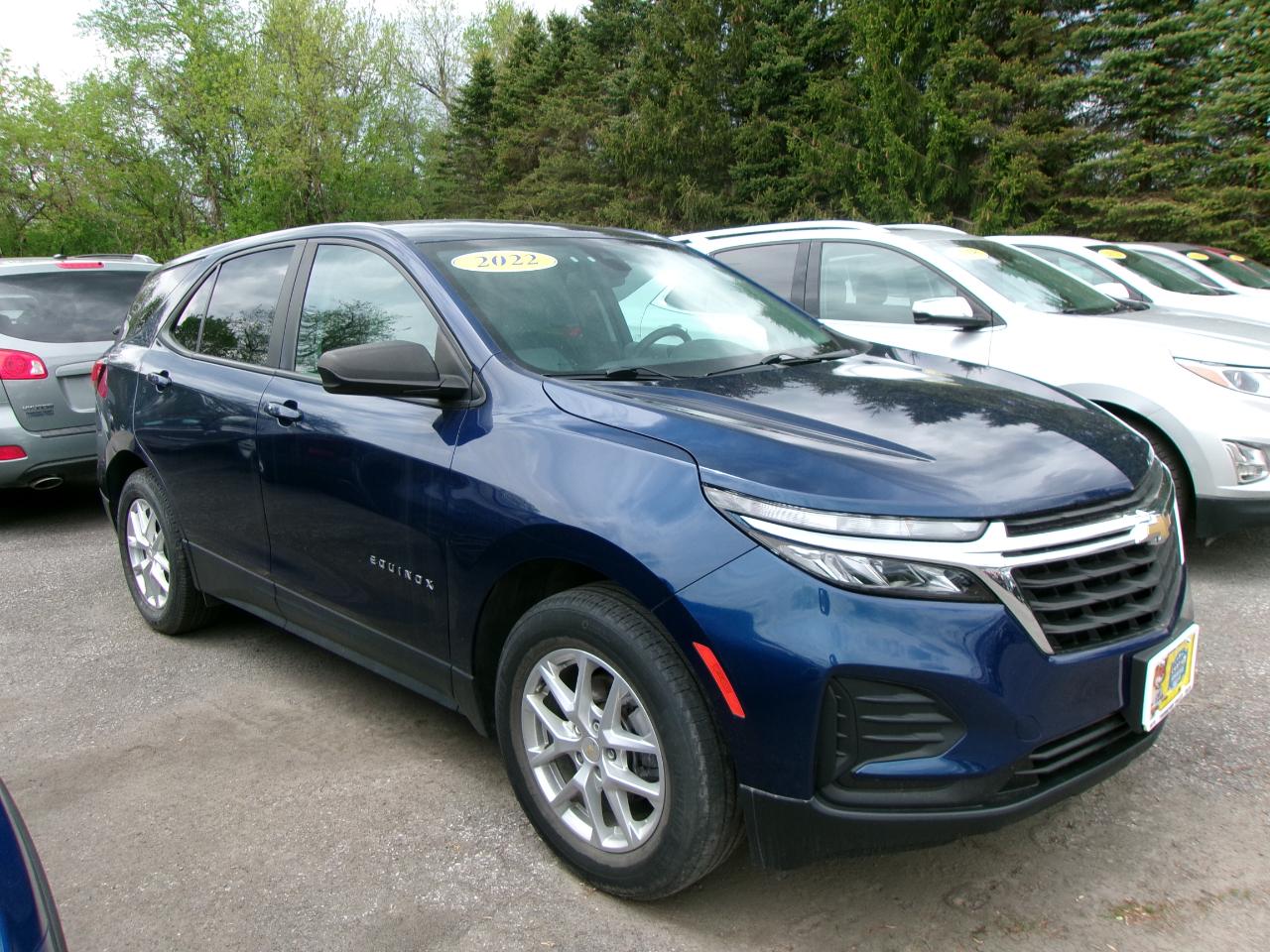 Chevrolet Equinox LS 4D SUV FWD 2022