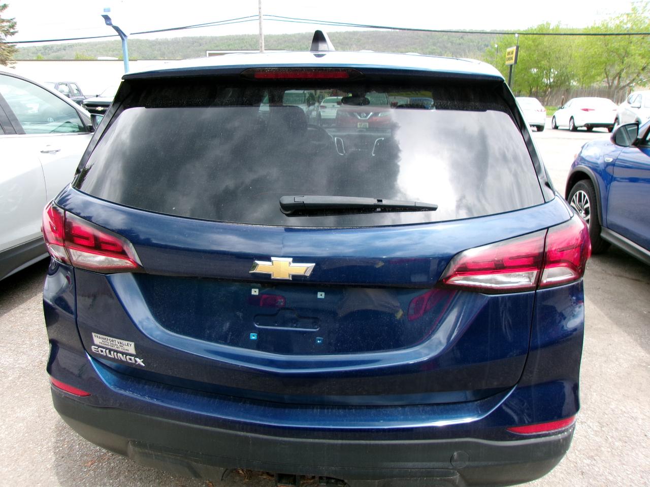 Chevrolet Equinox LS 4D SUV FWD 2022