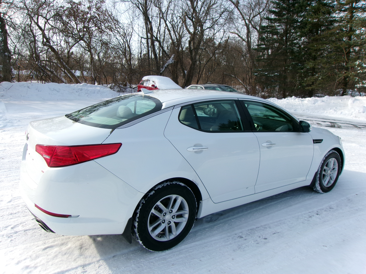 Kia Optima LX 4D Sedan 2013