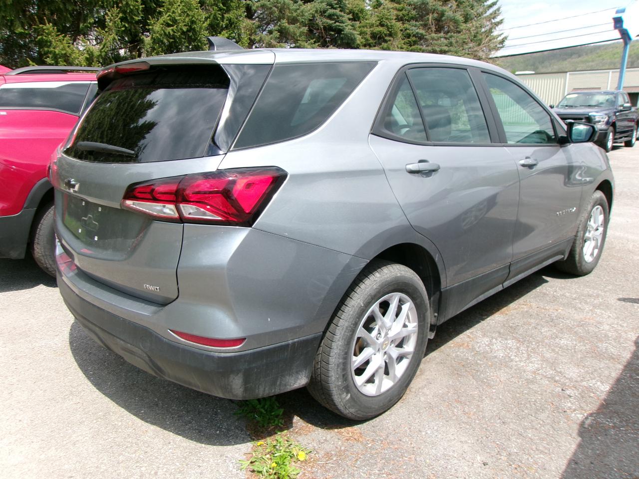Chevrolet Equinox LS 4D SUV AWD 2023