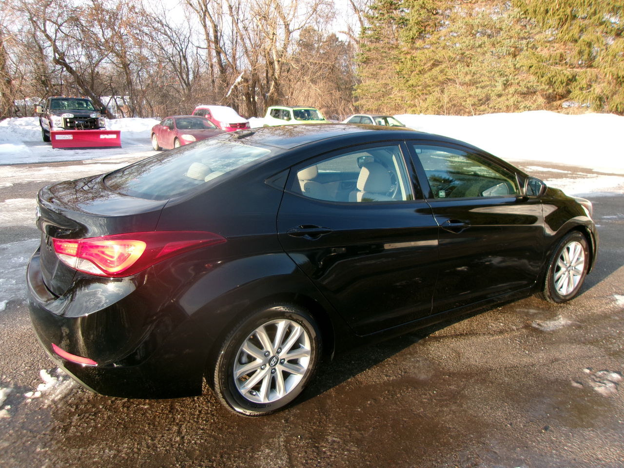 Hyundai Elantra SE 4D Sedan 2015