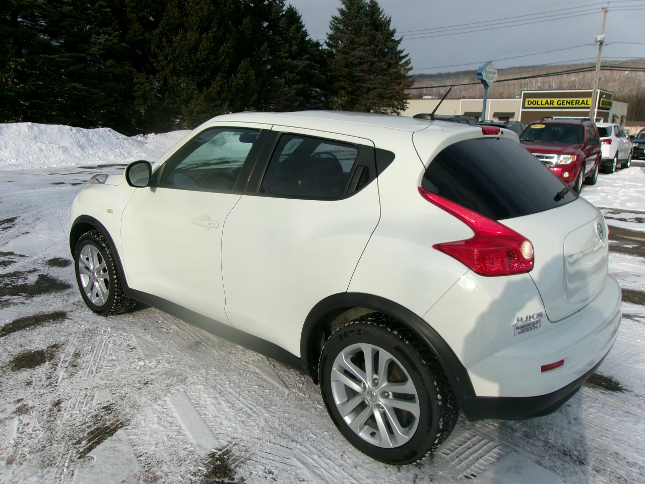 Nissan Juke SL 4D Hatchback AWD 2011