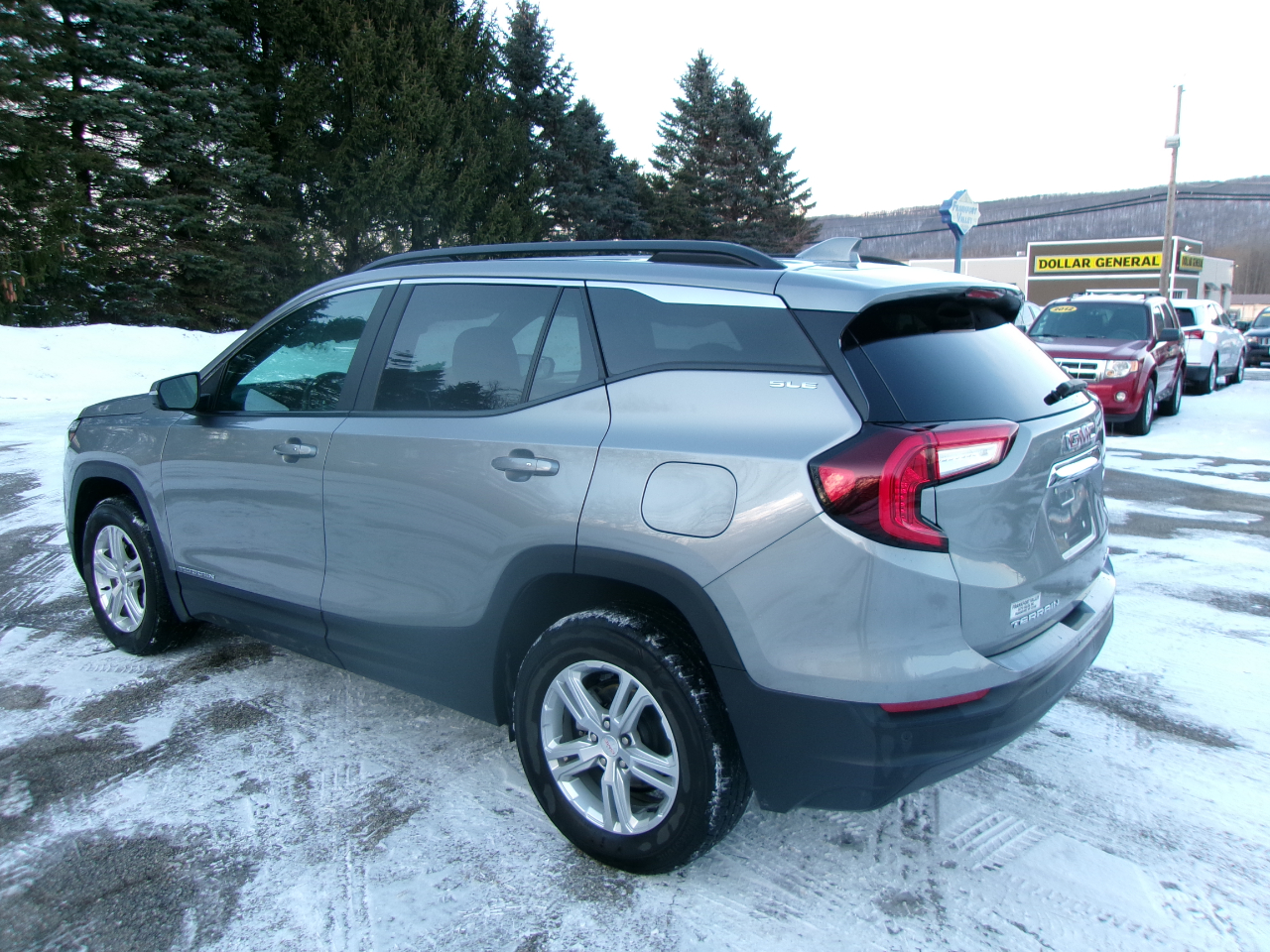 GMC Terrain SLE 4D SUV AWD 2024