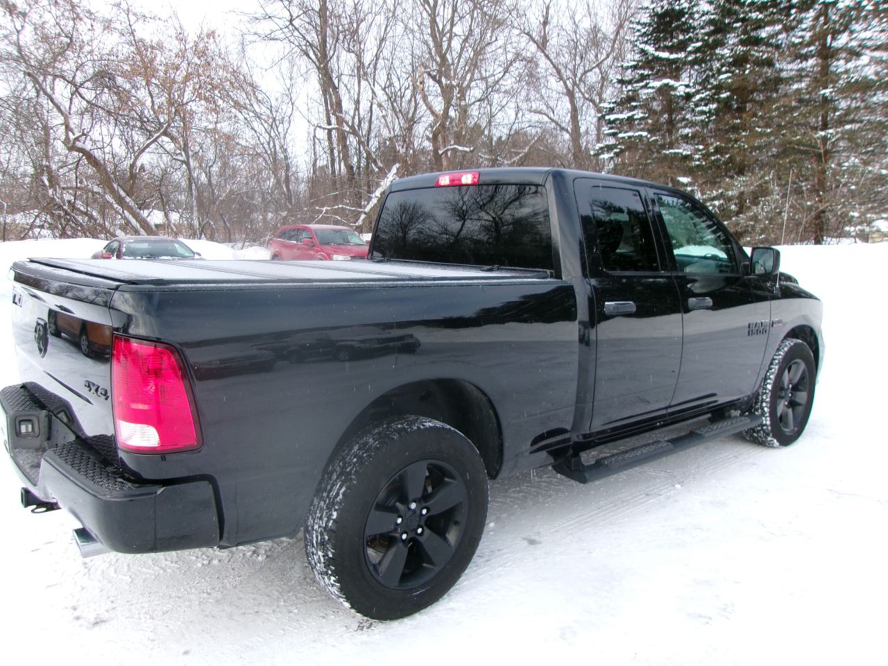 RAM 1500 Tradesman Quad Cab 4WD SWB 2018